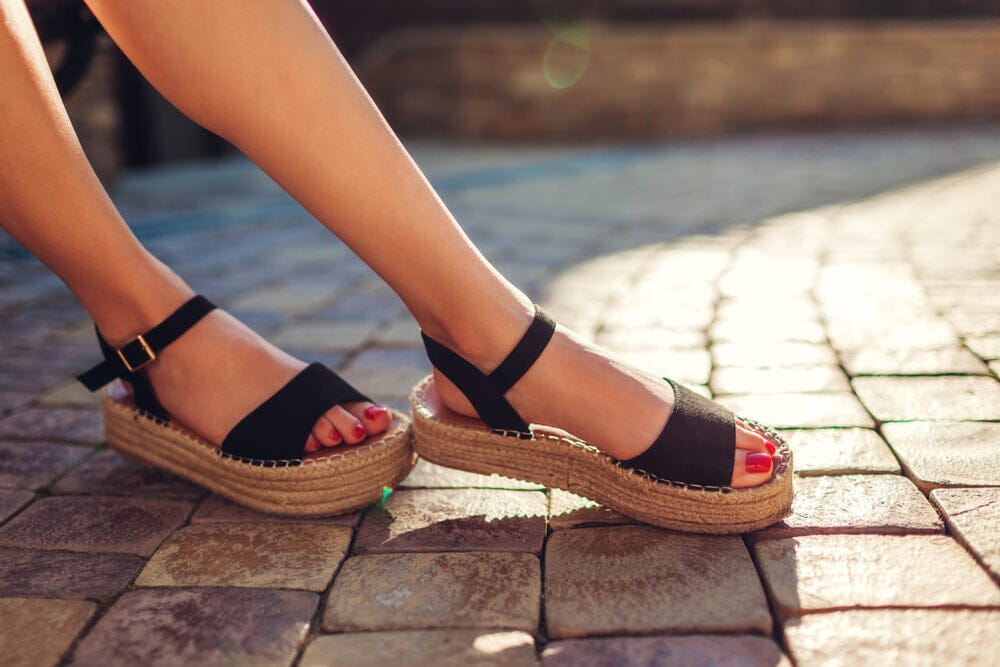 5 Best Sandals for Sciatica Nerve Pain